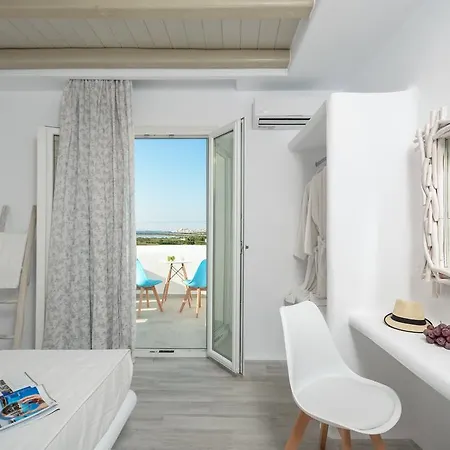 Naxian Spirit & Penzion Agia Anna (Naxos)